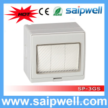 Saip Alta calidad ip55 impermeable 3 Gang 250V 13A pared interruptor y zócalo